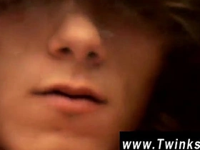 亚洲少年无套同志性交 两人硬挺着继续耕耘 latest asian ragtag gay sex videos