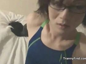 亚洲变装人打飞机 beamy ass asian gay porn