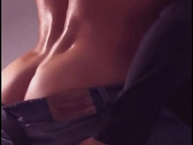 看我上司在酒吧喝几杯后回家前怎么操我——他老婆还在家 chinese gay porn