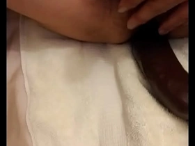 亚裔骑乘大黑假阳具 gay porn sex korean