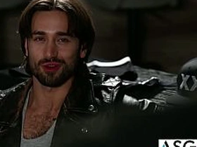 隔壁工作室 - 毛壮男模被纹身老板干趴 korean gay porn peel