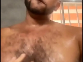 当小受主动偷拍时我就硬了 chinese gay circle jerk porn