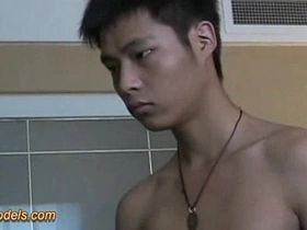 可爱光滑亚洲少年打飞机 chinese gay abs porn