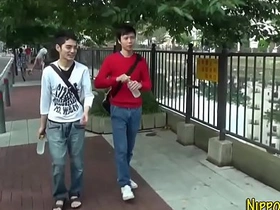 亚洲嫩鸡被射满脸精 asian doctor gay sex videos