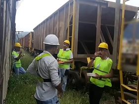 工友午休时玩大了 轮操被动同事还射了好多精液当甜点 delighted porn korean abs