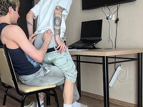 找继兄辅导作业结果被深喉口交爆菊 第一部 japan gay muscle porn