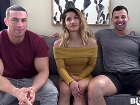 100斤亚裔被两个健美壮汉操烂 rock gay chinese porn