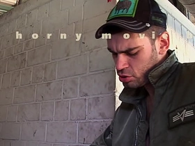 壮硕猛男P海岸在军营调教小痞子 muscle gay porn japan