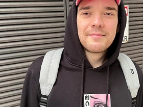 他自称直男...却在麦当劳撅起屁股 [4K] malay chinese gay porn