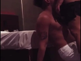 足球队友给我口交 比赛胜利后我把他变成受 gay constant sex videos asian