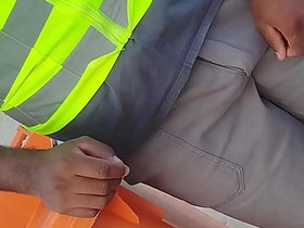 把饥渴工人带回家 asian american gay porn