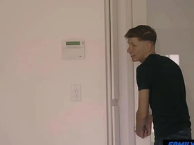 家庭嫩肉 - 老妈不在不知道 porn xxx gay chinese