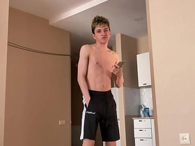 第一部 抓到朋友后狠狠操了他 hot asian gay sex videos on twitter