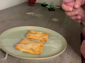 奶牛公牛自产六发浓精浇灌早餐 japanese gay porn coat