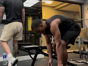 让健身搭档给我嗦了个爽 gay sex pinoy porn