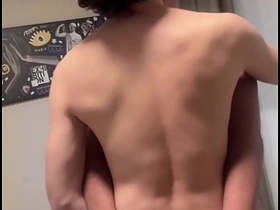 甜美小鲜肉被强势猛男干爆 asian unconcerned sex videos blog