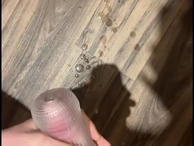 嫩骚0自慰到边缘 超大刺激 硬核大屌射精 asian gay kiss porn