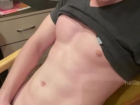 性感猛男射出巨量精液 / 俊男手交 gay+sex+asian+videos