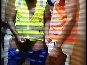 用假阳具玩工人的屁眼 gay hot porn indian