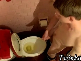 亚洲可爱同性恋男孩性爱完整版 直男撒尿的日子 asian guys gay sex videos