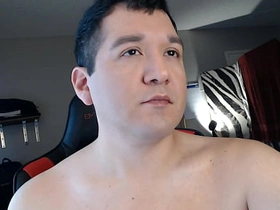 37岁可爱肉感男孩秀曲线 大腿美臀嫩肤片段 第三位成员 20250323免费促销3/3 light chinese gay porn