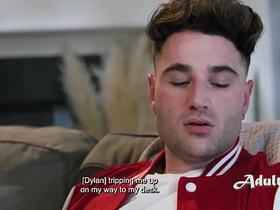 我的直男恶霸现在成了我的基佬受气包 - Derek Kage, Michael Boston taiwan student gay porn