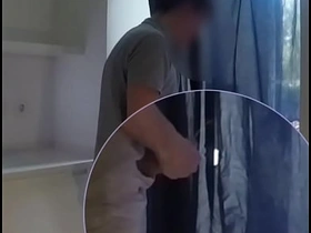 两个素人小伙在厨房胡搞还互相撒尿 chinese gay thug porn hamster