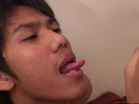 亚洲嫩男无套双人吹箫后撒尿 chinese thick well-pleased men porn