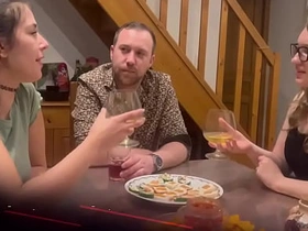 法国女装大佬调教记：双女王虐哭贱奴 korean masked gay porn