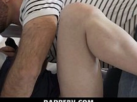 Teddy承认他爱闻Tanner的内裤 - 老爸变态 gay massage porn asian