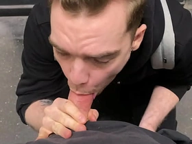 户外口活到被抓现行 chinese gay doggystyle porn