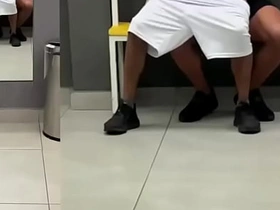 健身教练练完就操了我 ai hot gay porn