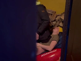 继父偷看继子和他男友躲起来做爱 gay mating videos of asian