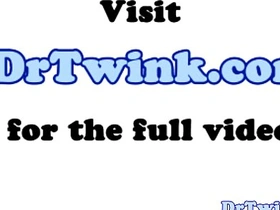 亚洲嫩男病人被无套猛干 hot latin gay porn