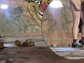 两个素人男孩在废弃大楼里偷欢被拍 chinese gay porn moaning