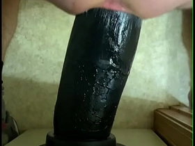 骑乘汉基老板霍格XL巨型假阳具合集 asian gay boys recently add sex videos