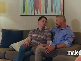 年龄焦虑靠无套肛交解决 - Easy mark Tee, Greg Dixxon MaleThirst chinese stepbrothers gay porn