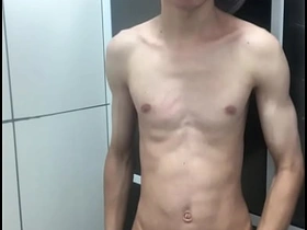 裸体小鲜肉洗澡卖骚 providence boy japanese gay porn