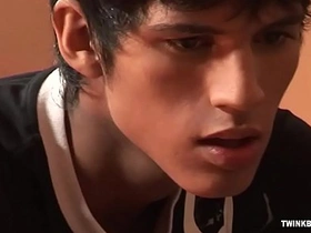 拉丁小鲜肉Johny和Andi狂操 korean gay porn dildo