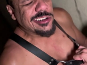 安迪巴西在圣保罗最淫乱派对现场直播 rub-down japanese gay porn